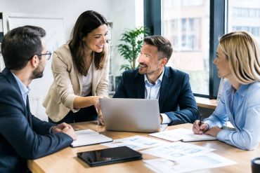 Comment élaborer un plan de com efficace pour développer son entreprise